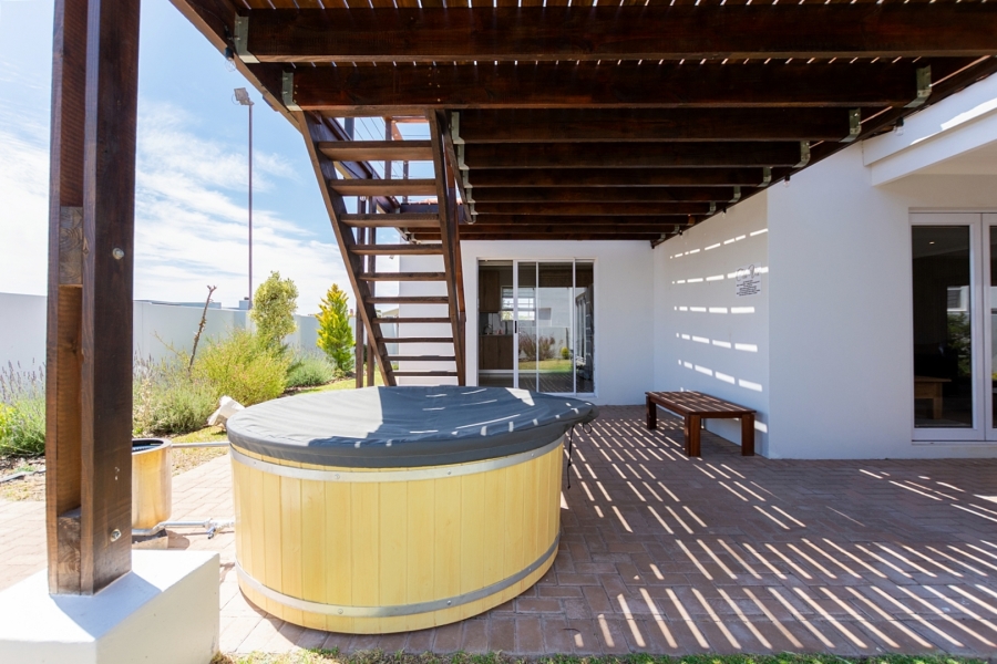 3 Bedroom Property for Sale in Langebaan North Western Cape